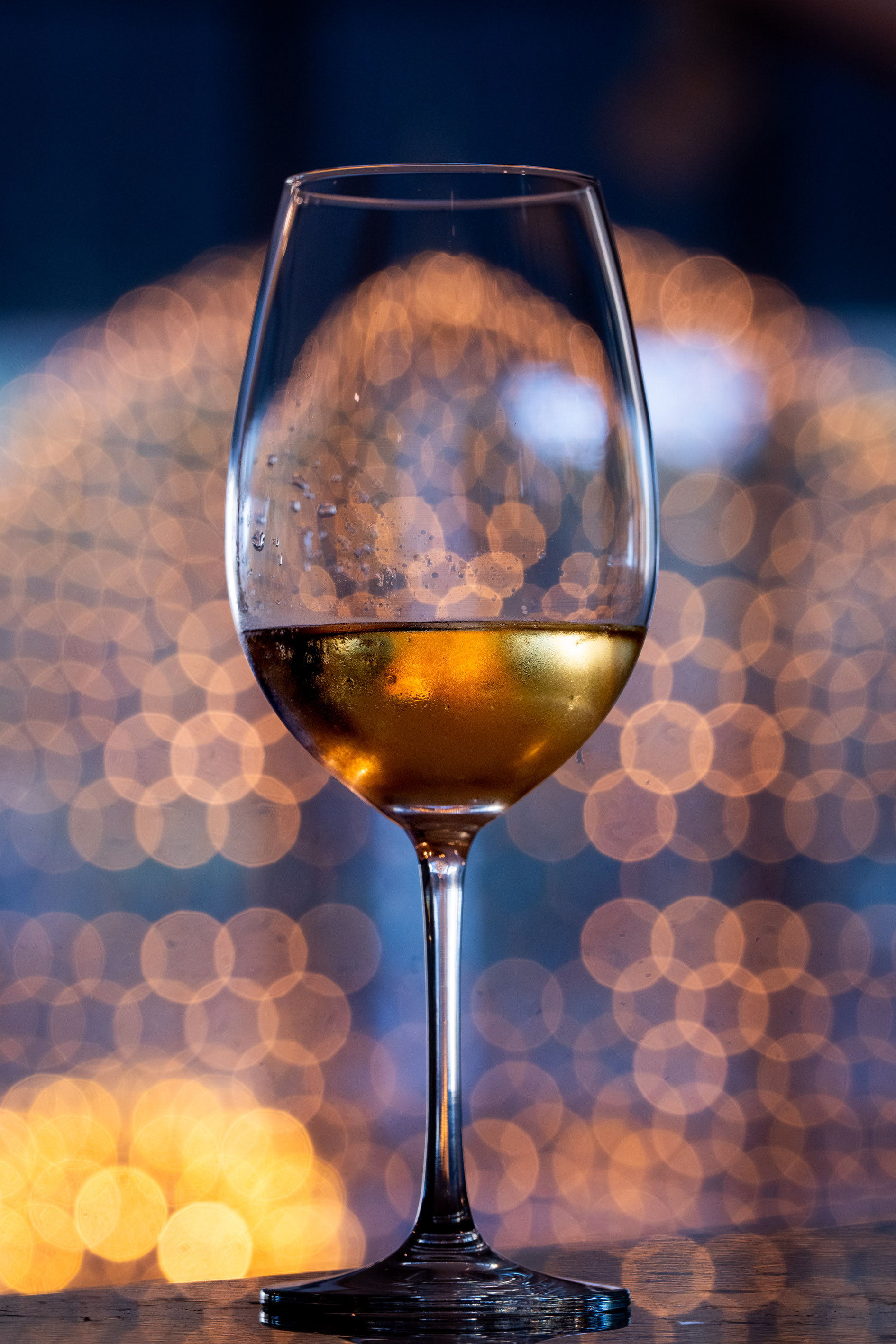 🥂 A ESTREIA DO ENÓPHILO WINE FEST EM CASCAIS ACONTECE A 18 DE JULHO, COM 300 VINHOS E CERCA DE 30 PRODUTORES NACIONAIS